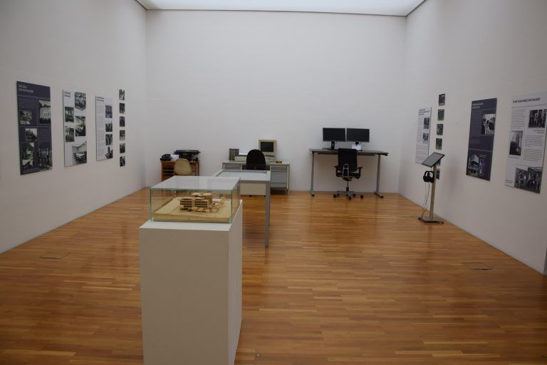 Vernissage zur Sommerausstellung „50 Jahre Rathaus Bludenz“ im Kunstraum Remise im Rahmen von „Bludenz 2024“