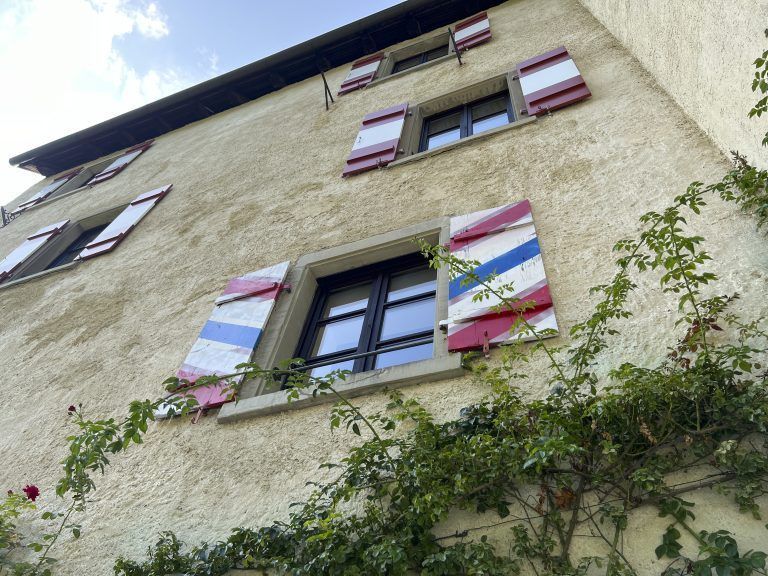 Fensterladen Kunst von Gregory Tara Hari