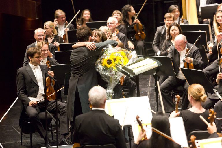 Bregenz am 5.8.2024 Bregenzer Festspiele. OK Orchesterkonzert der Wiener Symphoniker 3, Dirigent Petr Popelka. Dirigent Petr Popelka