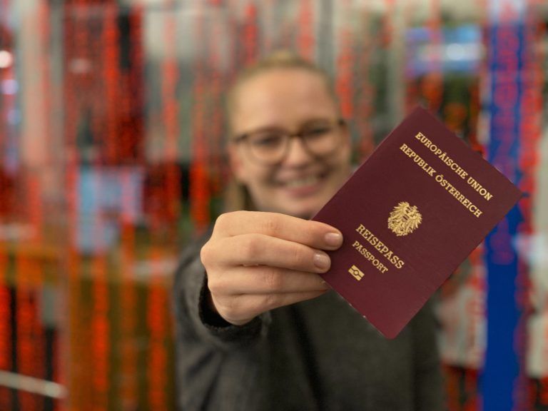 Symbolbild Feature Reisepass