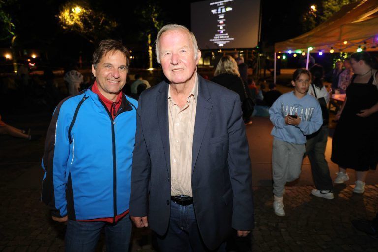 Zweites Tostner Sommerkino auf dem Kirchplatz