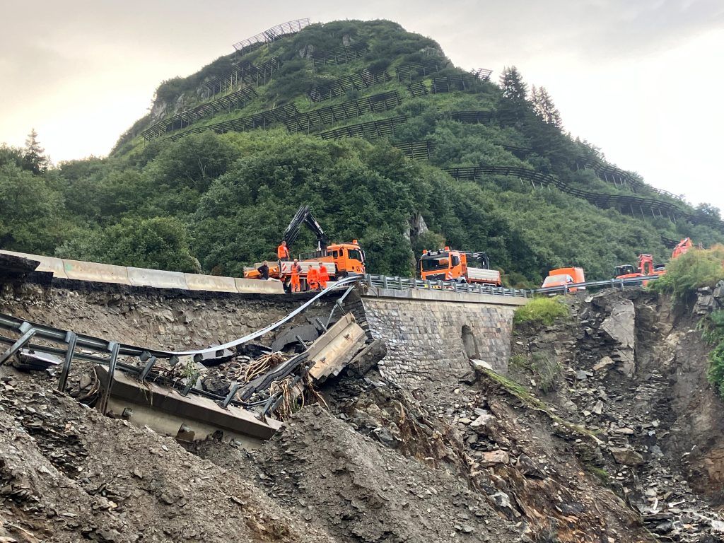 Tirol über den Arlbergpass wieder erreichbar!  Doch nur in der Nacht