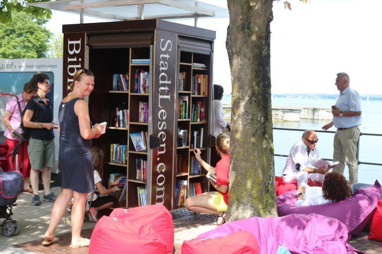 Bibliothek unter freiem Himmel