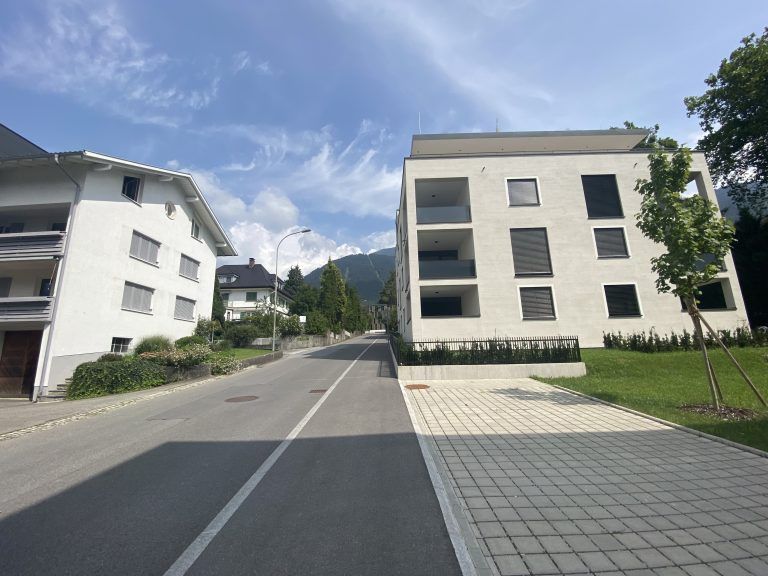 Fohrenburgstraße 16, 18, 20, drei Wohnblöcke von Jäger Bau
