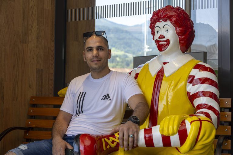 Fardeen Hashemi, Asylant aus Afghanistan