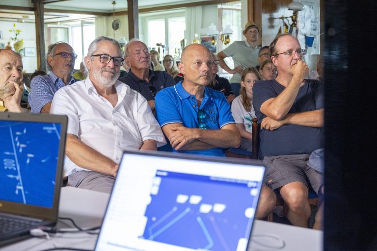 Public Viewing zur Olympiafahrt von Lukas Mähr mit Jubel