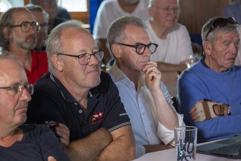 Public Viewing zur Olympiafahrt von Lukas Mähr mit Jubel