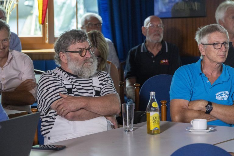 Public Viewing zur Olympiafahrt von Lukas Mähr mit Jubel