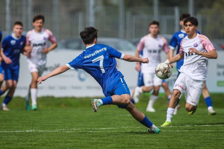 Fu§ball, AKA Vorarlberg, ACHTUNG: Auf der HP sind zwar die Spielernamen aber ohne Rckennummern, AKA U 16 vs Austria Wien U 16Fu§ball, AKA Vorarlberg, ACHTUNG: Auf der HP sind zwar die Spielernamen aber ohne Rckennummern, AKA U 16 vs Austria Wien U 16, FABIO EBNER