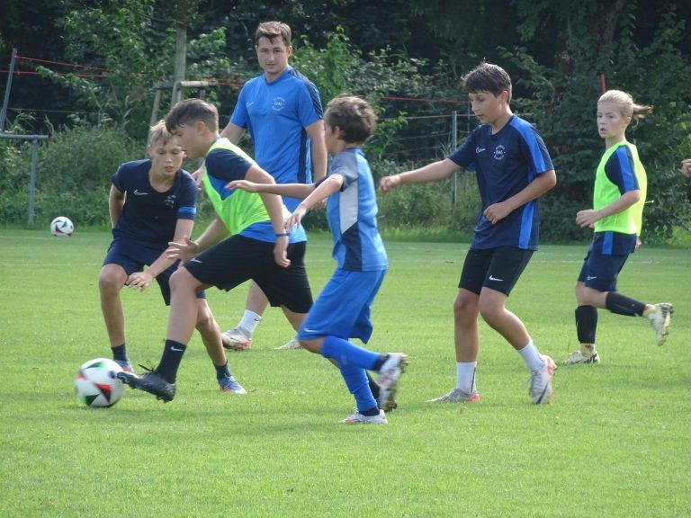 Hitze, Teamgeist und unvergessliche Momente - SC Admira Sommercamp