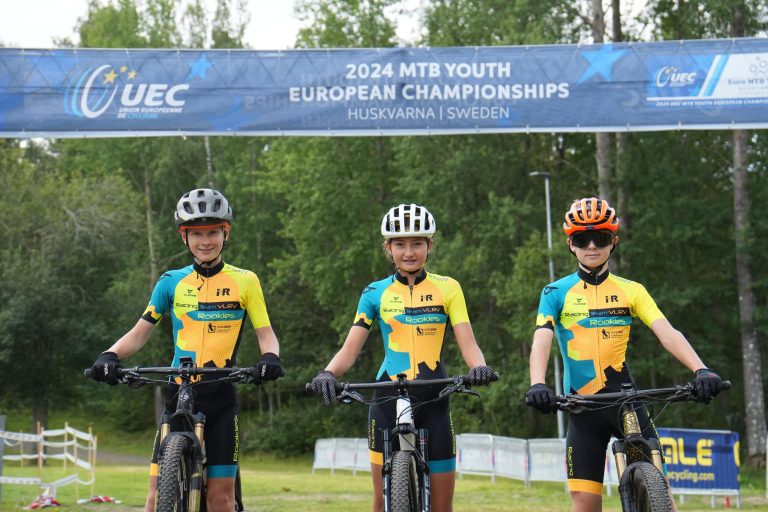Das RVD-Rookies-Racing-Team. - Erfolgreiche Mountainbike Jugend bei der EM in Schweden - Erfolgreiche Mountainbike Jugend bei der EM in Schweden