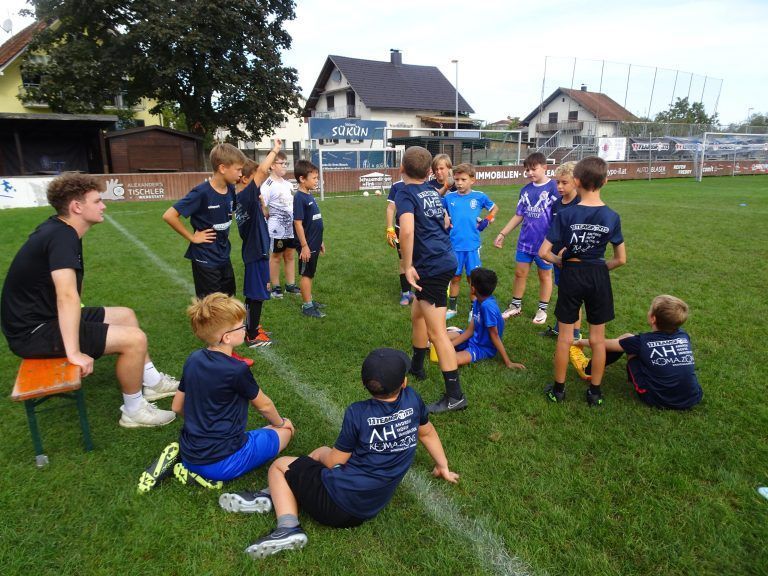 Gemeinsamer Spaß wurde auch heuer im Camp großgeschrieben. - Ein letztes Mal kicken, dann ab in die Schule - Der FC Lustenau 1907 lud zum 11. BMW Unterberger Sommercamp „Fit for School“.
