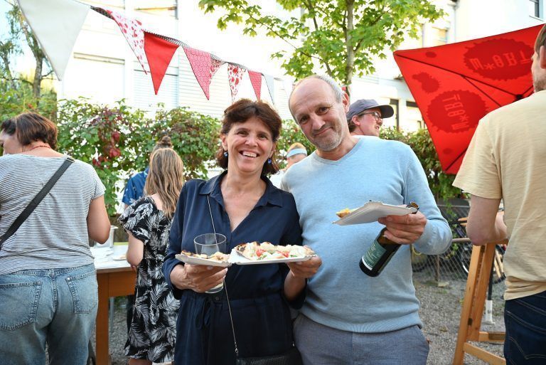 Dragana und Jürgen-Thomas Ernst waren ebenfalls unter den Gästen. - Ein Hoch auf die Kreativität im W*ORT - Ein Hoch auf die Kreativität im W*ORT