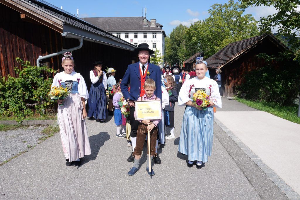 Festumzug und Fahneneinzug krönten das Bockbierfest