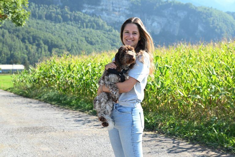 Andrea Schwarzmann-Diem weiß, wie sie Kindern den Lehrinhalt vermitteln kann. - Tierische Nachhilfe-Stunden - Tierische Nachhilfe-Stunden