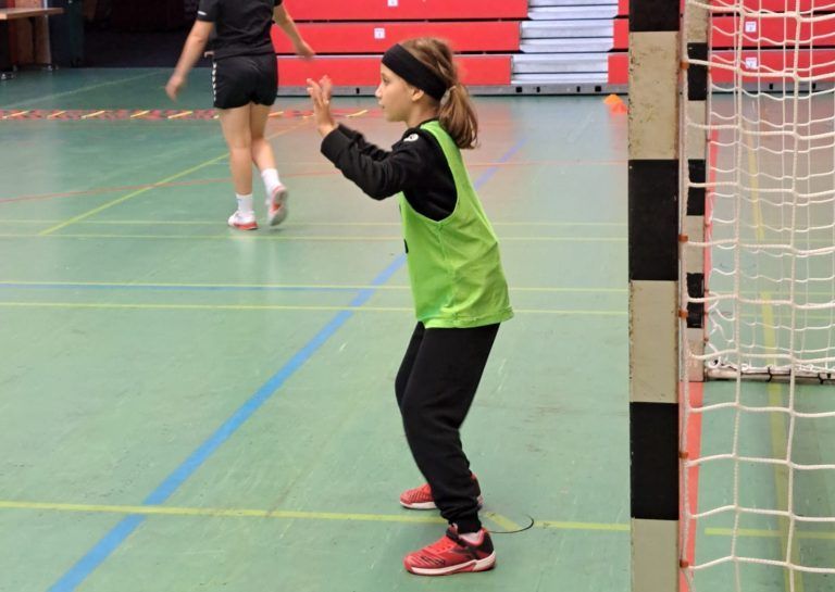 SSV U10-Girls wieder im Training - SSV U10-Girls wieder im Training