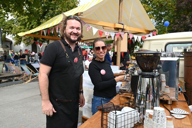 Leckeren Kaffee gab es bei Andreas. - Dorfzentrum ganz in Kinderhand - Dorfzentrum ganz in Kinderhand