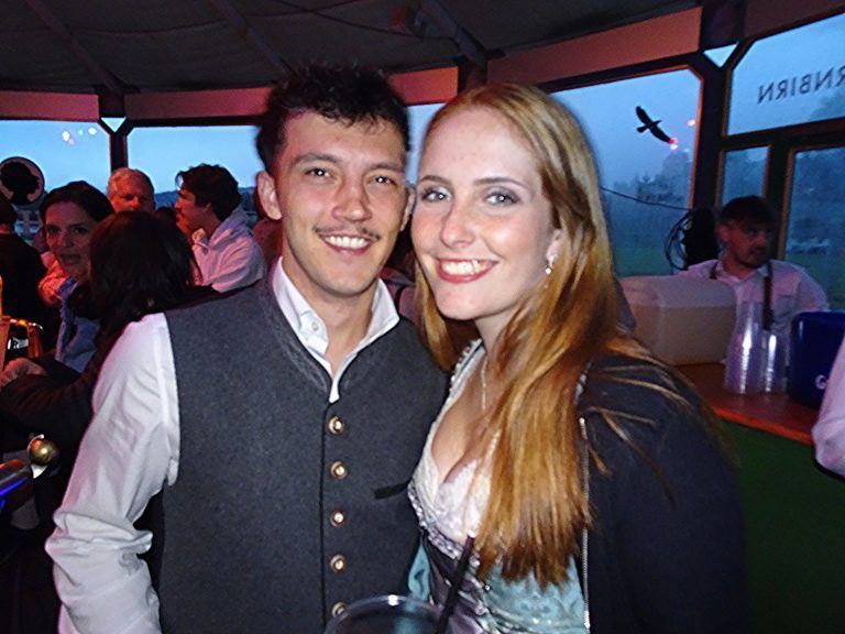 Goalgetter Maxi Lampert mit seinem wohl schönsten Treffer, Freundin Anna. - Wiesn-Stimmung beim SC Admira Dornbirn - Wiesn-Stimmung beim SC Admira Dornbirn