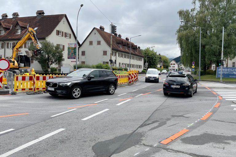 Hochspannungsleitung zweite Bauphase