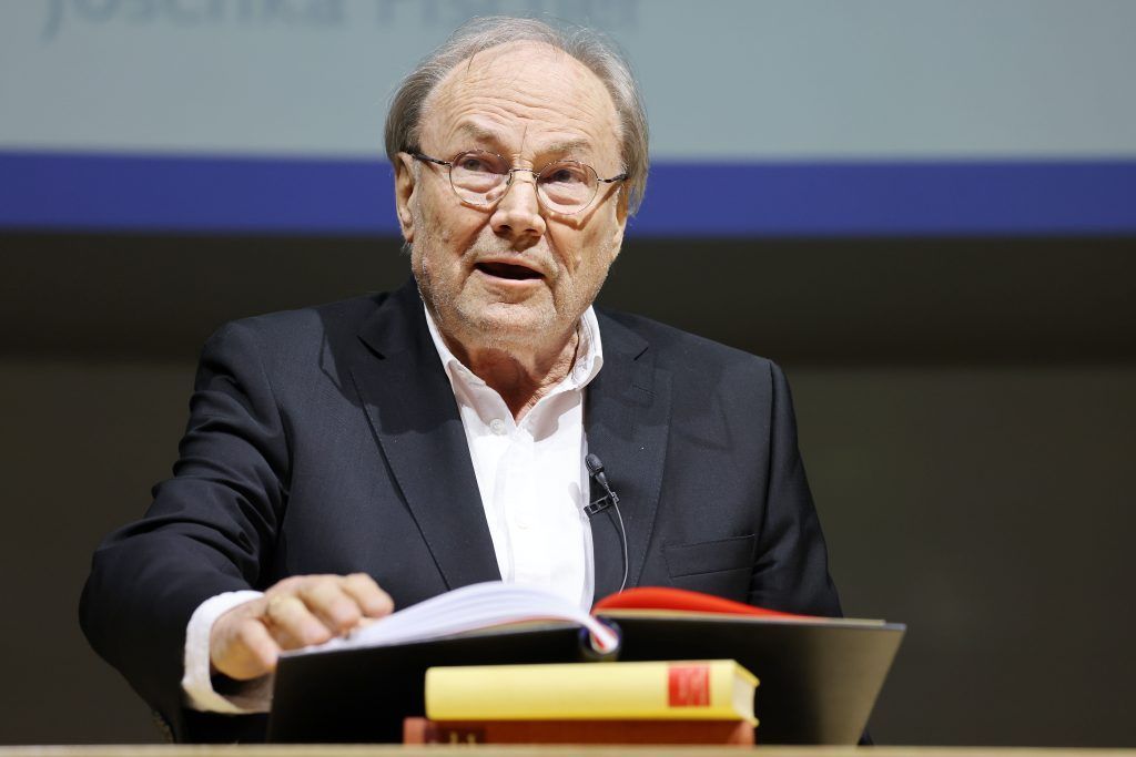 Klaus Maria Brandauer erkundet Freuds Welt