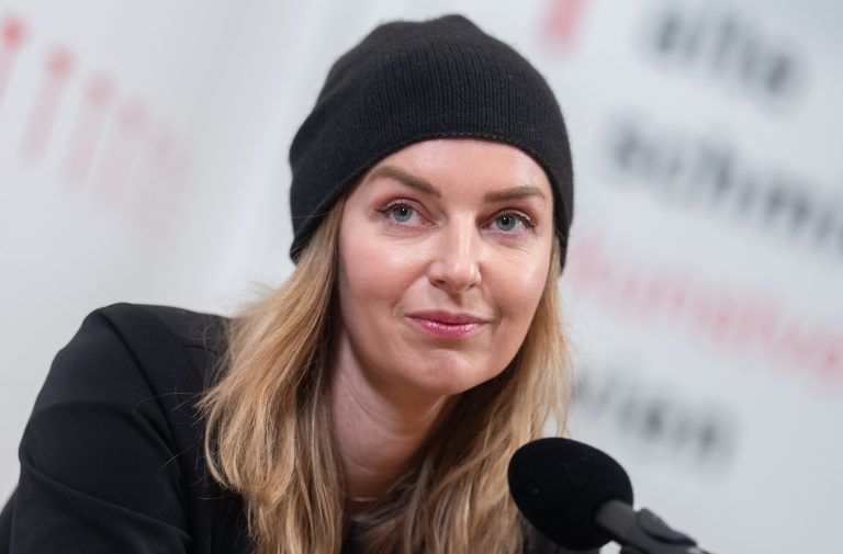 ABD0169_20240307 – WIEN –
STERREICH: Die Schriftstellerin Valerie Fritsch prsentiert am Donnerstag, 07. Mrz 2024, ihr neues Buch “Zitronen” in Wien. – FOTO: APA/GEORG HOCHMUTH