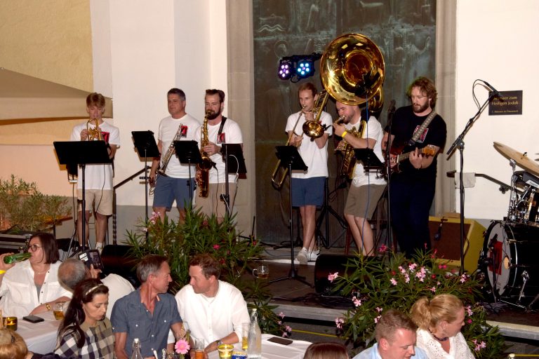 Generationenfest, Gasthaus zum Kreuz am Kirchplatz