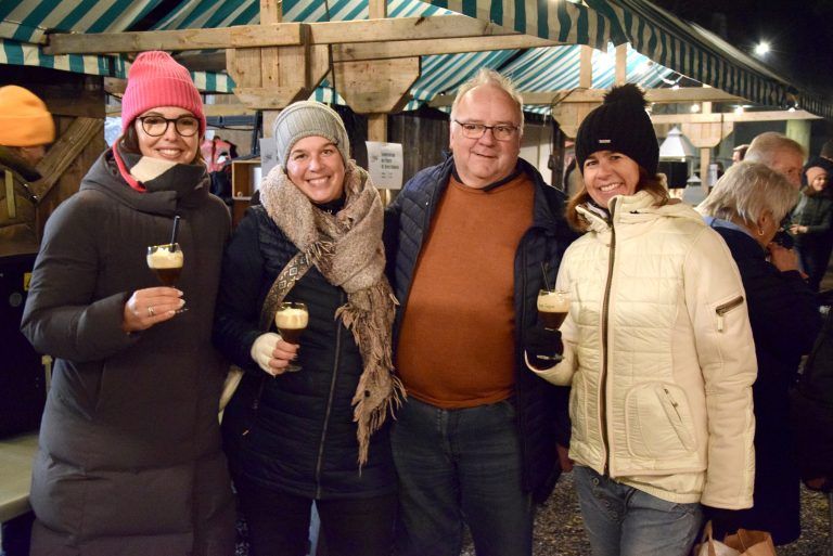 14. Adventmärktle im Hof des Franziskanerklosters