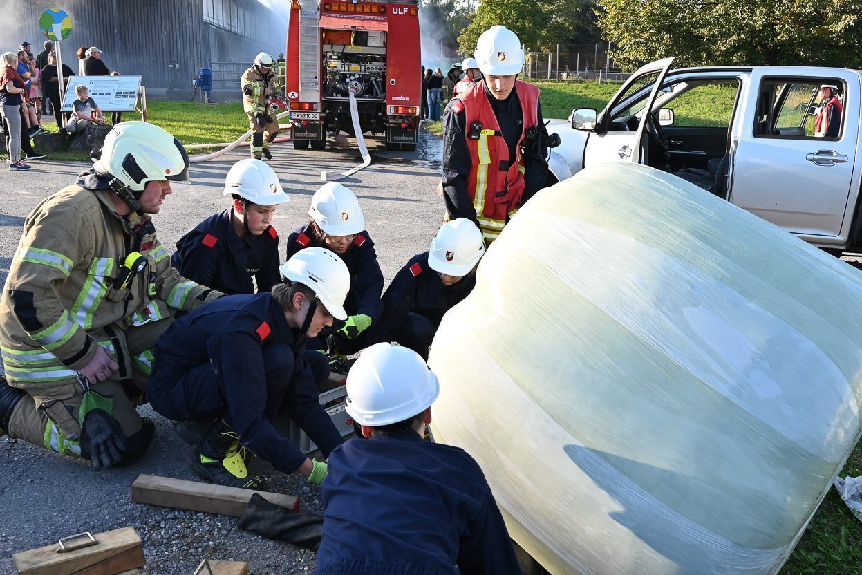 Action gab es für den Nachwuchs der Feuerwehr bei der Bezirksabschlussübung in Hohenems. - © bvs