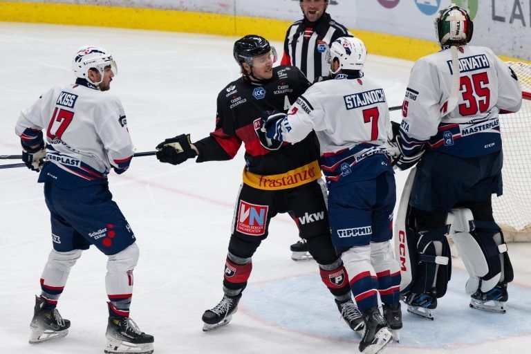 Eishockey Pioneers - Fehervar