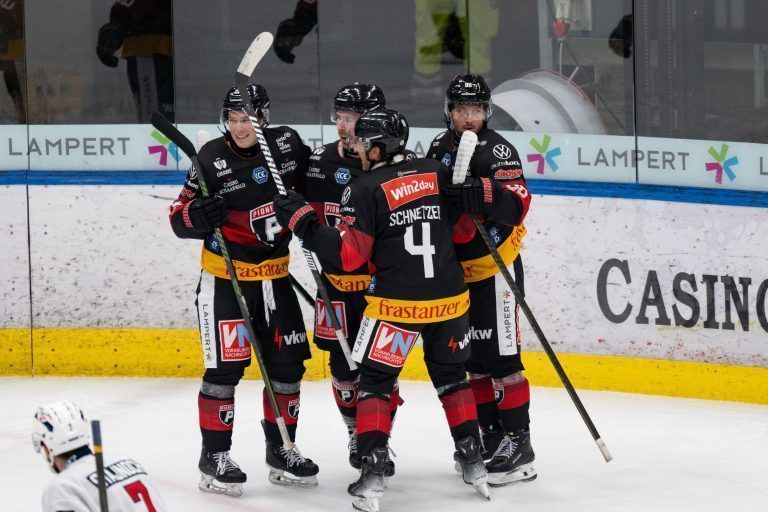 Eishockey Pioneers - Fehervar