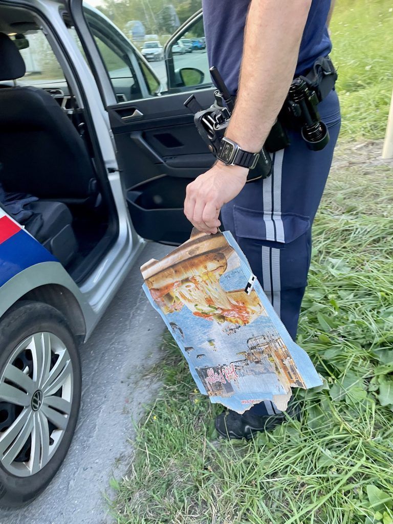 Ortsschild in Hard geklaut