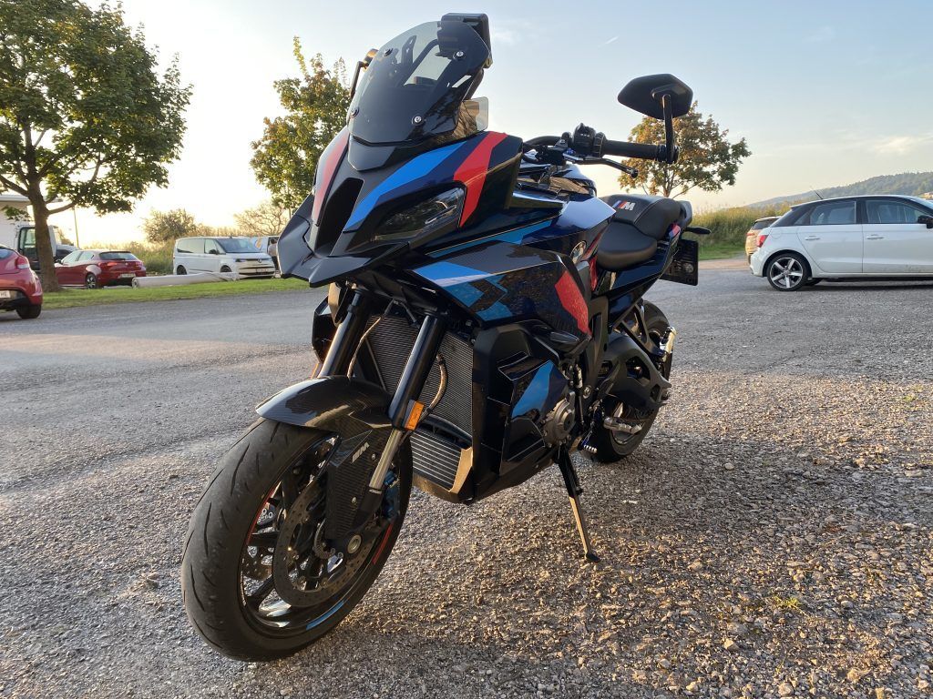 BMW M 1000 XR