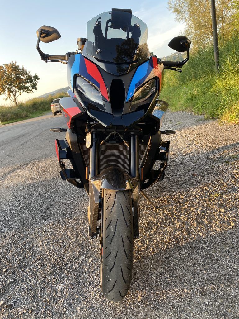BMW M 1000 XR