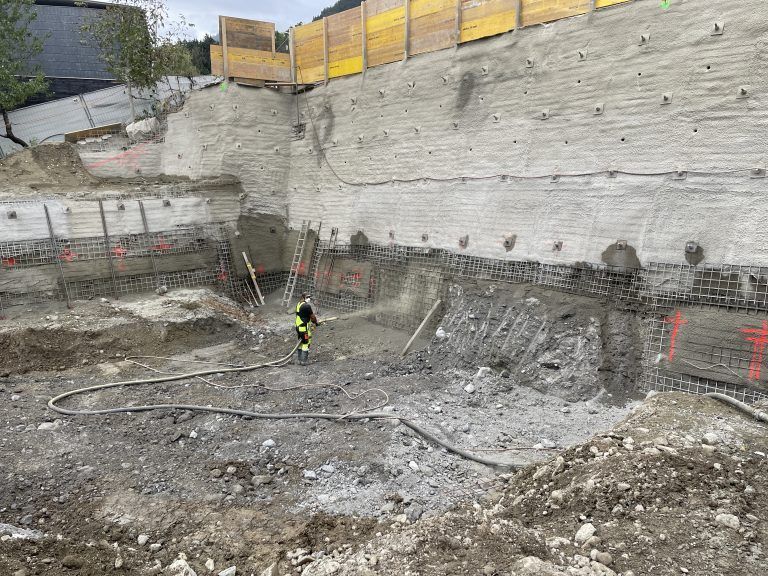 VS Fellengatter, Bildungszentrum, Aushub, Baugrube, Baugrubensicherung