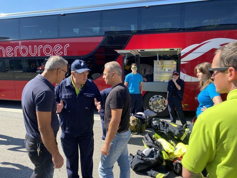 Abreise Feuerwehr nach Niederösterreich
