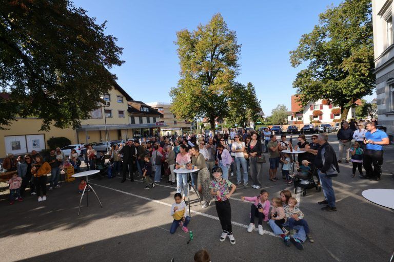 Eröffnung Pavillon Gisingen