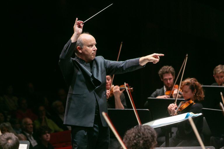 Bregenz am 29.9.2024 SOV Symphonieorchester Vorarlberg, Konzert im Festspielhaus, Violinkonzert mit Geiger Kolja Blacher