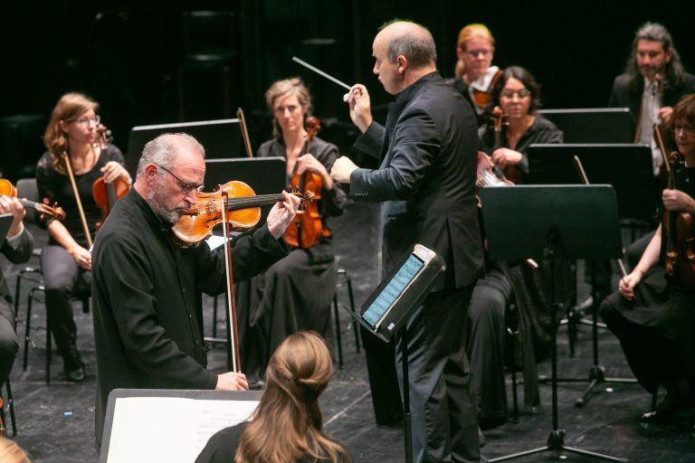 Bregenz am 29.9.2024 SOV Symphonieorchester Vorarlberg, Konzert im Festspielhaus, Violinkonzert mit Geiger Kolja Blacher