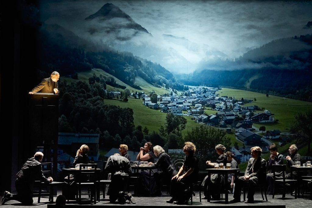 F. M. Felder im Rampenlicht