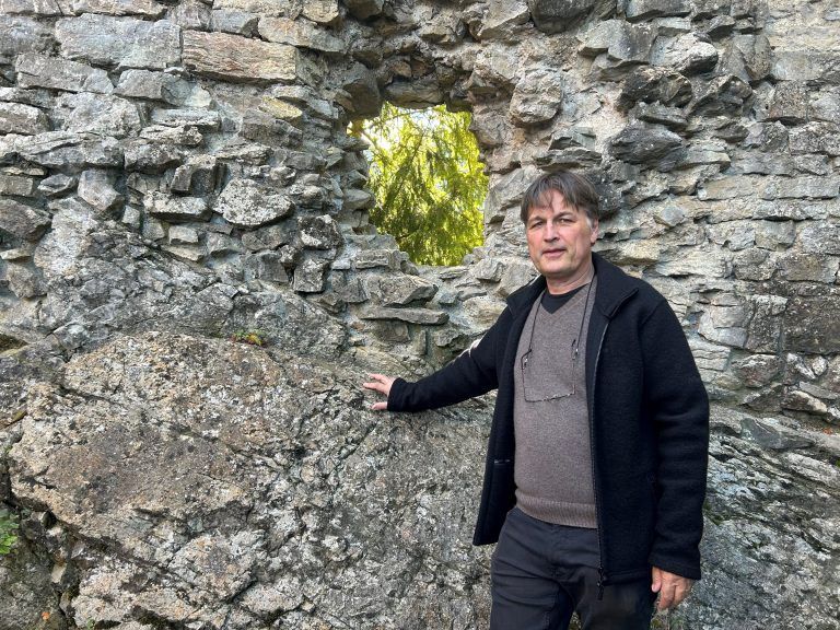 Raimund Rhomberg Bauforscher Burgruine Alt Ems