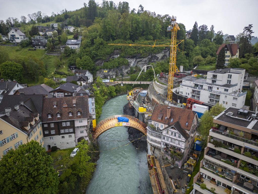 Mega-Baustelle in der Feldkircher Kapfschlucht: Galerie und Heilig-Kreuz-Brücke nehmen Form an