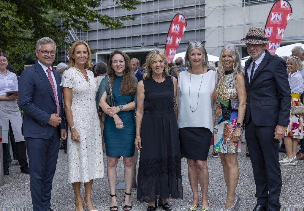 Zahlreiche Gratulanten bei Russ-Preis-Verleihung