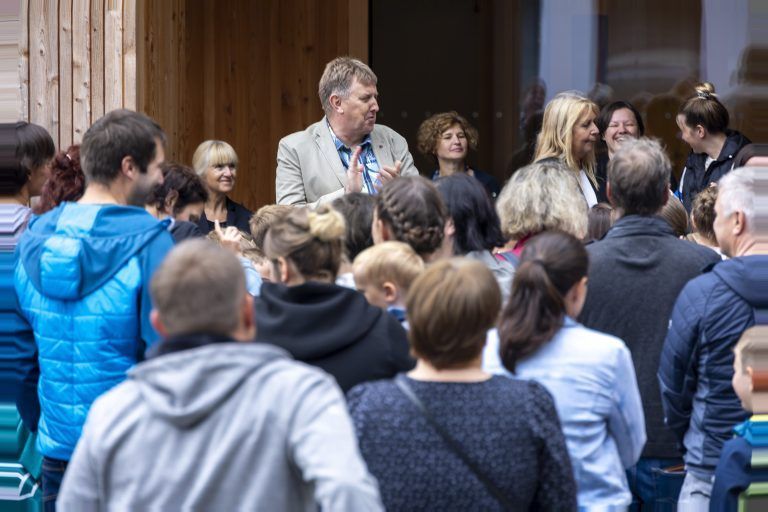 Schulstart wir dürfen die Zwillinge Clara und Greta und ihre Familie beim Schulstart begleiten