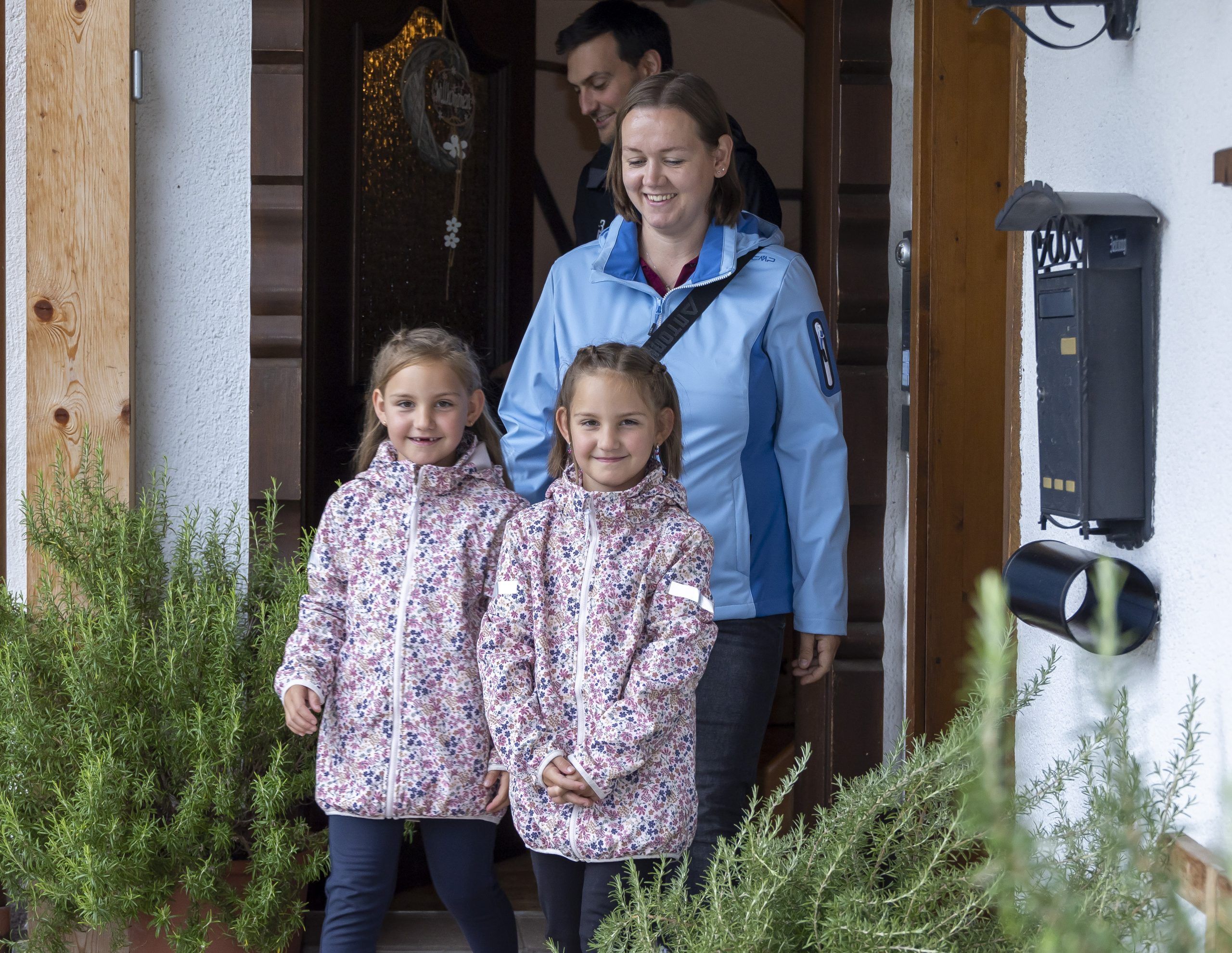 Schulstart wir dürfen die Zwillinge Clara und Greta und ihre Familie beim Schulstart begleiten