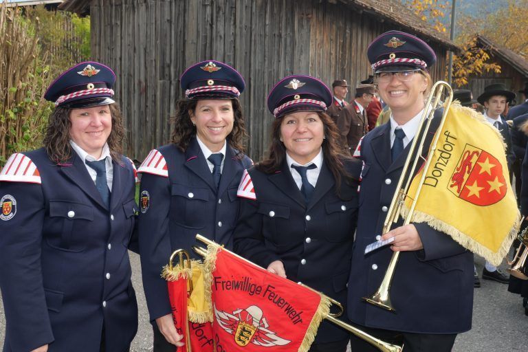 Tanja, Daniela, Ursula und Michaela von der Partnerfeuerwehr Donzdorf. - 125 Jahre Feuerwehr Frastanz - Feuerwehr