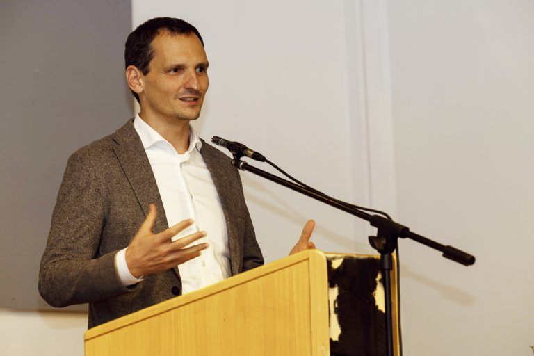Vizebürgermeister Julian Fässer war als Vertreter der Stadt Dornbirn zu Gast und lobte das gute Miteinander. - Pflege und Personal im Fokus - Der Krankenpflegeverein Dornbirn lud zur 109. Generalversammlung.