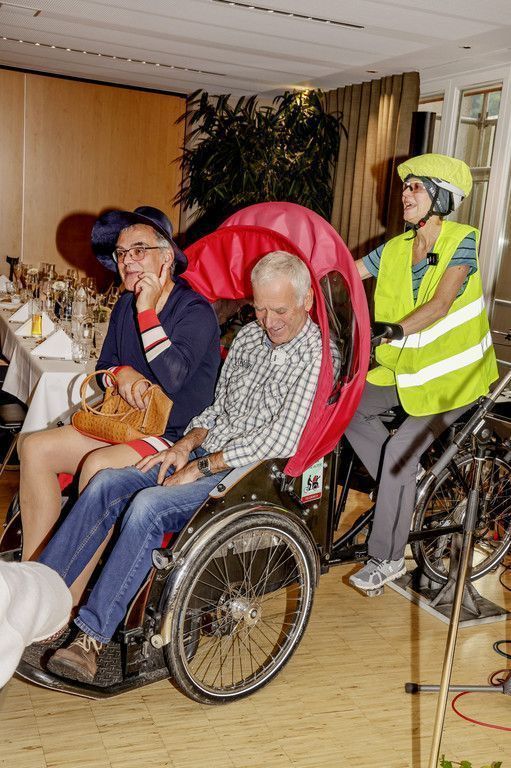 Sketch Rikscha - Seniorenbörse Feldkirch 10 Jahre