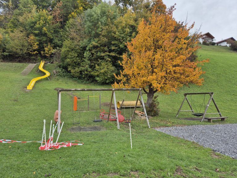 Generationenplatz Bartholomäberg, Spielplatz, Bärger Lädili
