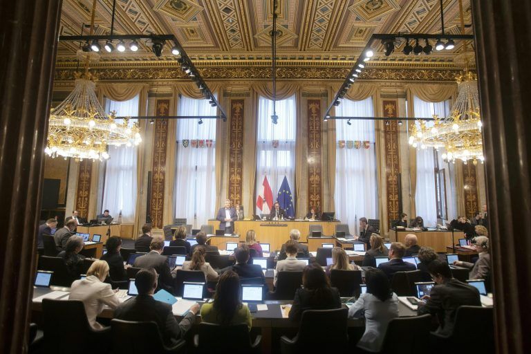 ABD0034_20230414 – WIEN –
STERREICH: Vizekanzler Werner Kogler (Grne) am Freitag, 14. April 2023, im Rahmen einer Sitzung des Bundesrats in Wien. – FOTO: APA/ALEX HALADA