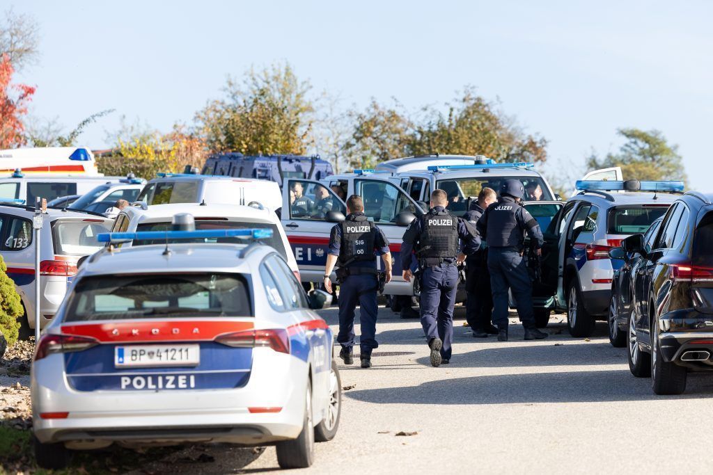 Zwei Tote im Mühlviertel: Polizeieinsatz im Burgenland